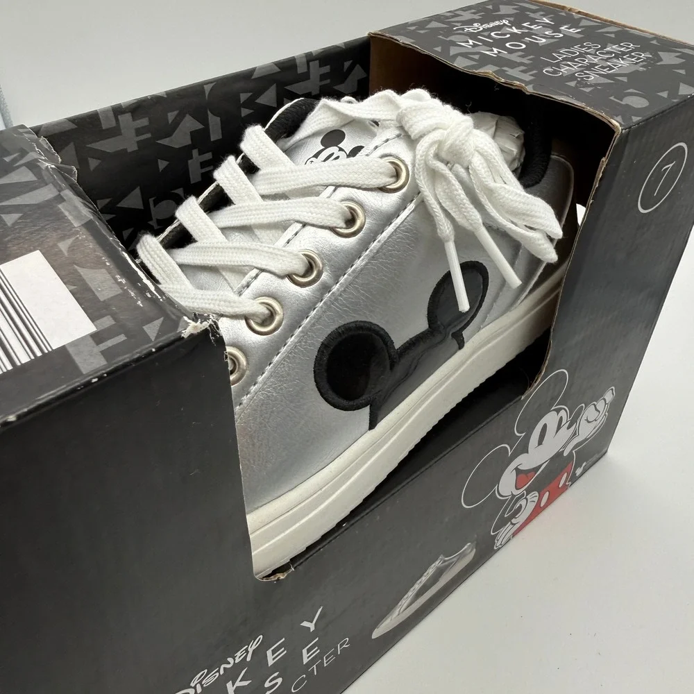 Disney Mickey Mouse Character Sneaker Women Size 7 Silver Metallic Lace Up NEW